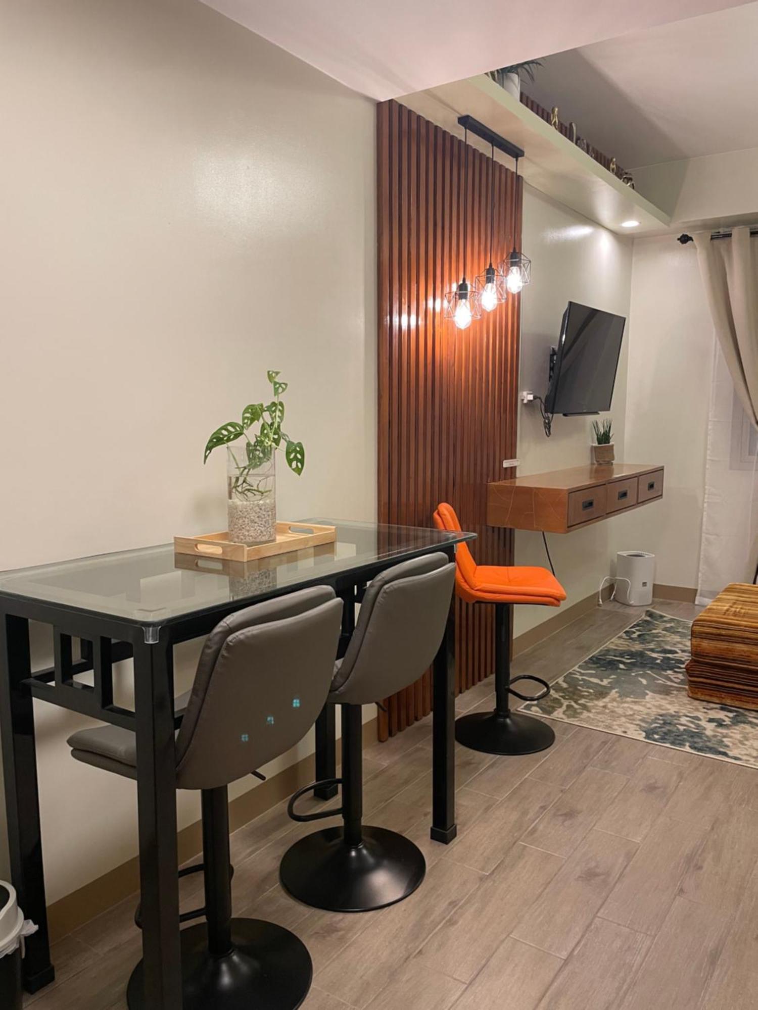 Condo Home With Fast Wifi In Bacolod City Luaran gambar