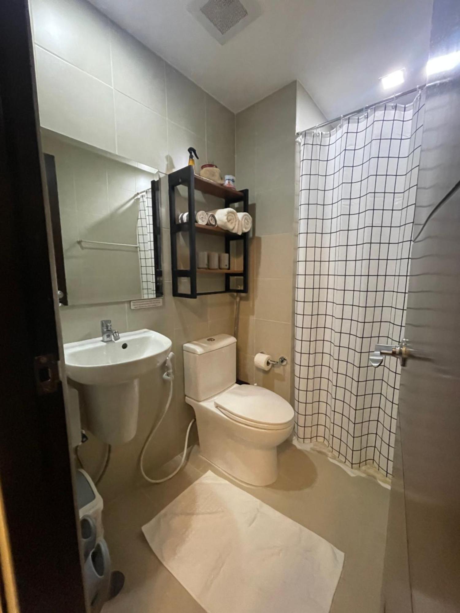 Condo Home With Fast Wifi In Bacolod City Luaran gambar